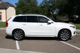 Used 2017 Volvo XC90 T6 Momentum w/ Vision Package image 4