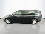 Used 2022 Chrysler Voyager LX image 4