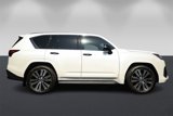 Used 2025 Lexus LX 600 4WD w/ Luxury Package image 2