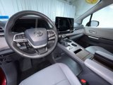 Certified 2022 Toyota Sienna XLE image 5