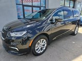 Used 2022 Chrysler Pacifica Touring-L image 2