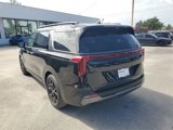 New 2026 Kia Carnival SX image 3