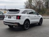 New 2025 Kia Sorento EX w/ Panoramic Sunroof Package image 5