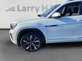 New 2025 Volkswagen Atlas SEL Premium R-Line image 2
