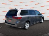 Used 2020 Toyota Sienna L image 5