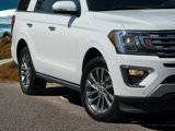 Used 2018 Ford Expedition Limited image 3