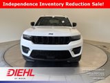 New 2025 Jeep Grand Cherokee Altitude image 2
