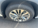 New 2025 Toyota Highlander Platinum image 4