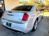 Used 2020 Chrysler 300 Limited image 5