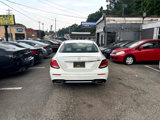 Used 2019 Mercedes-Benz E 300 4MATIC image 4