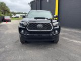 Used 2019 Toyota Tacoma TRD Sport image 2