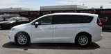 Used 2023 Chrysler Pacifica Touring-L image 4