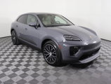Used 2025 Porsche Macan 4 Electric image 3
