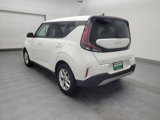 Used 2023 Kia Soul LX w/ LX Technology Package image 5