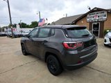 Used 2018 Jeep Compass Sport image 4