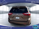 Used 2018 Toyota Sienna XLE image 4