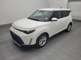 Used 2023 Kia Soul LX w/ LX Technology Package image 2