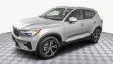 Used 2025 Volvo XC40 B5 Core image 4