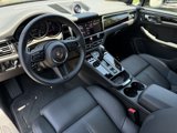 Used 2025 Porsche Macan image 4