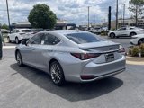 New 2025 Lexus ES 300h w/ Luxury Package image 4