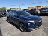 Used 2024 Chevrolet Trax LT w/ Driver Confidence Package image 2