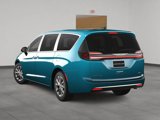 New 2025 Chrysler Pacifica Select image 4