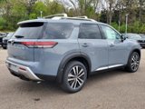 New 2025 Nissan Pathfinder Platinum image 4