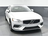 Used 2021 Volvo S60 T5 Inscription image 2
