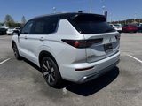 New 2025 Mitsubishi Outlander SEL image 5
