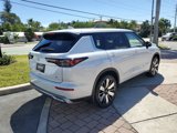New 2025 Mitsubishi Outlander SE image 6