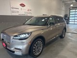 Used 2020 Lincoln Aviator Reserve w/ Equipment Group 201A image 6