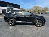 Used 2024 Kia Sportage EX image 3