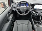 New 2025 Chrysler Pacifica Select image 3