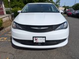 Used 2021 Chrysler Voyager LX image 5