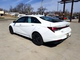 Used 2021 Hyundai Elantra SEL image 4