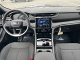 New 2025 Jeep Grand Cherokee Laredo X w/ Luxury Tech Group I image 5