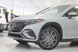 Used 2023 Mercedes-Benz EQS 580 4MATIC SUV image 3