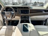 Used 2021 GMC Yukon Denali image 3