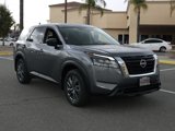 New 2025 Nissan Pathfinder S image 2