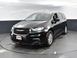 New 2026 Chrysler Pacifica Select image 3