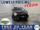 Used 2024 Kia Sportage LX image 1