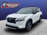 New 2025 Nissan Pathfinder Platinum image 3