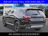 New 2025 Honda Pilot Touring image 2