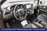 New 2026 Chrysler Pacifica Select image 4