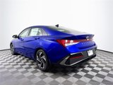 New 2025 Hyundai Elantra SEL image 4