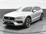Certified 2024 Volvo V60 B5 Cross Country Ultimate w/ Protection Package Premier image 2