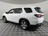 New 2025 Honda Pilot EX-L image 5