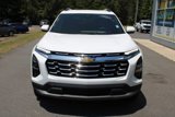 Used 2025 Chevrolet Equinox LT w/ Convenience Package II image 2