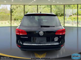 Used 2014 Volkswagen Touareg VR6 image 6