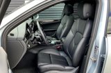 Certified 2025 Porsche Macan S image 5